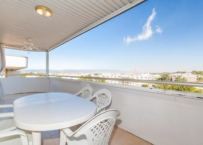 Uhc Arquus Apartment