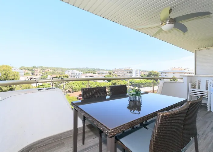 Uhc Arquus Apartment *